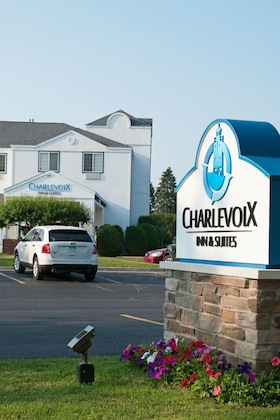 Gallery - Charlevoix Inn & Suites Surestay Collection By Best Western