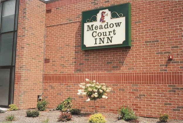 Gallery - Meadow Court Inn
