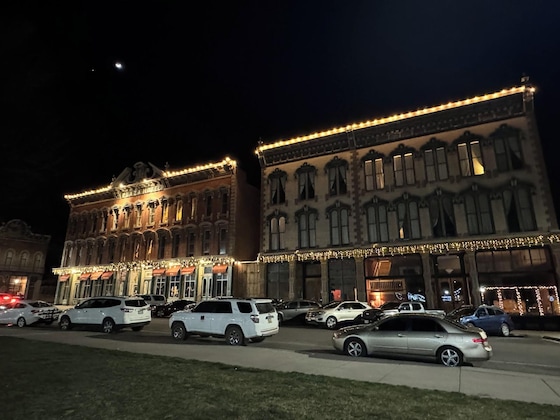 Gallery - Historic Plaza Hotel