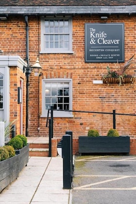 Gallery - The Knife And Cleaver
