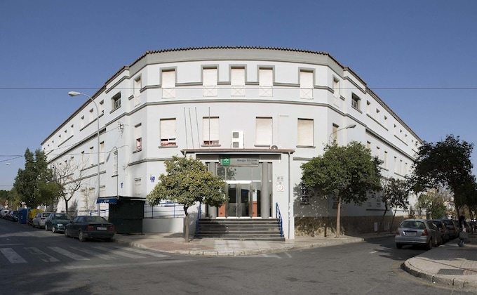 Gallery - Malaga Inturjoven Youth Hostel