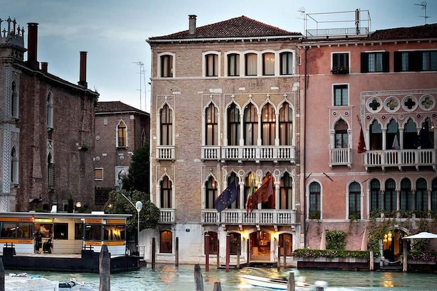 Gallery - Pesaro Palace