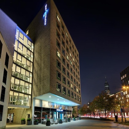 Gallery - Motel One Hamburg Am Michel
