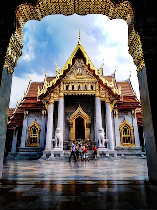 Gallery - Ssip Boutique Dhevej Bangkok