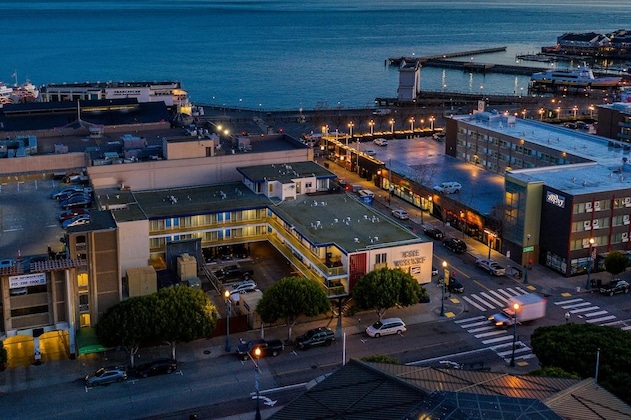 Gallery - Wharf Inn