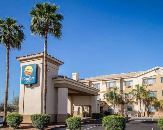 Gallery - Comfort Inn West
