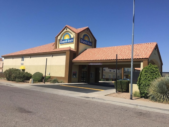 Gallery - Days Inn By Wyndham Phoenix North
