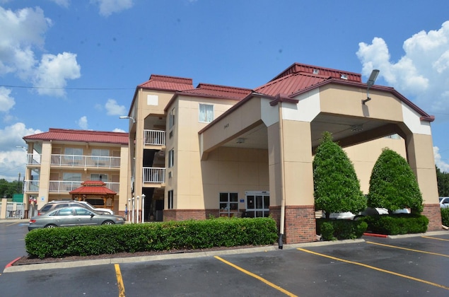 Gallery - Days Inn By Wyndham Nashville Airport