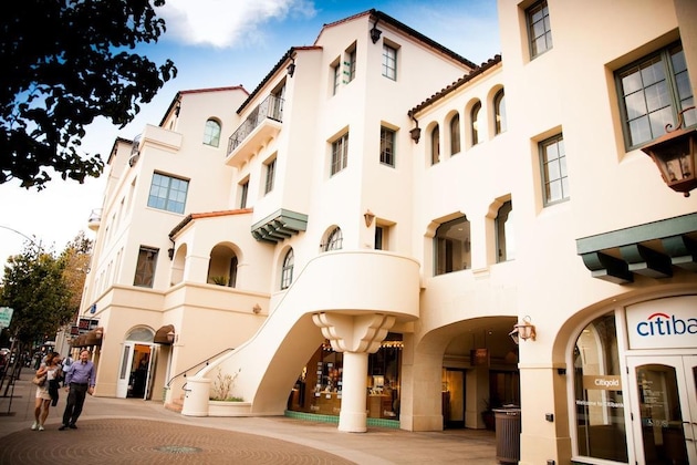Gallery - Cardinal Hotel