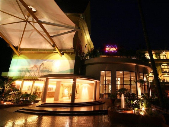 Gallery - Neelams The Glitz