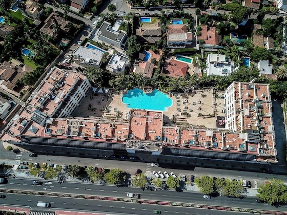 Gallery - Apartamentos Guadalpin Boutique