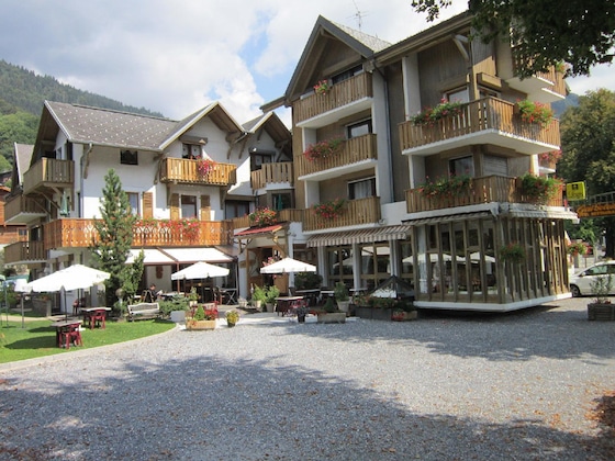 Gallery - Hôtel Le Gai Soleil