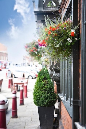 Gallery - Crown Hotel