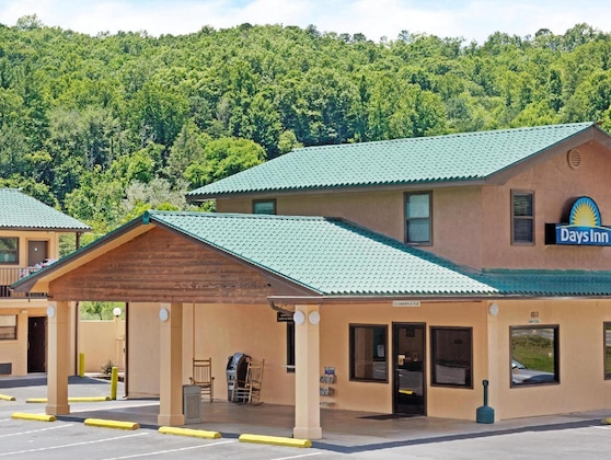 Gallery - Days Inn By Wyndham Cherokee Near Casino