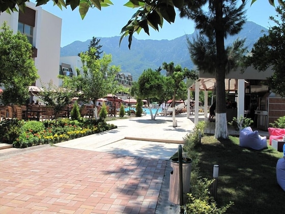 Gallery - Batont Garden Resort - All Inclusive