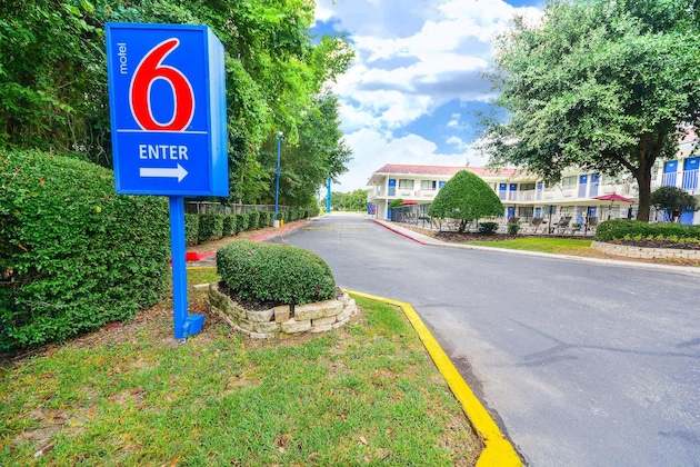 Gallery - Motel 6 Huntsville, Tx
