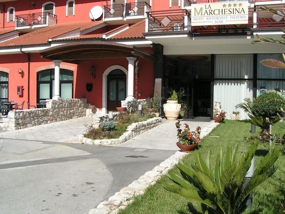 Gallery - Marchesina Resort