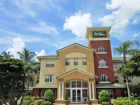 Gallery - Extended Stay America Premier Suites Fort Lauderdale Cypress Creek Park North
