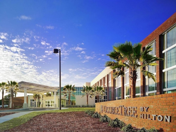 Gallery - Doubletree By Hilton Hotel & Suites Charleston Airport