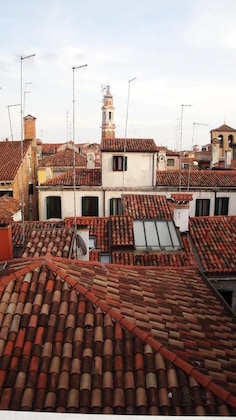 Gallery - Venice Apartments