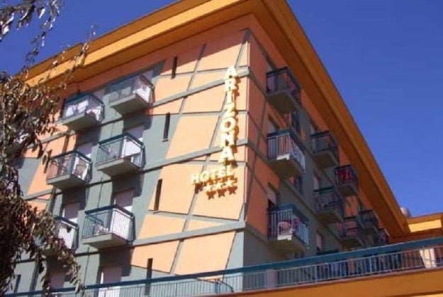 Gallery - Hotel Arizona