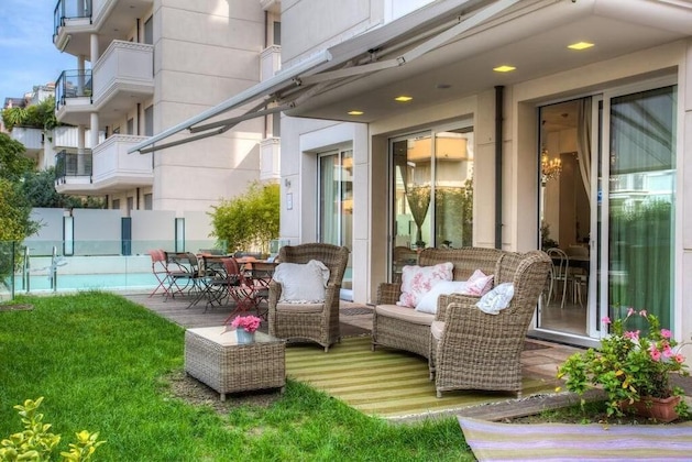 Gallery - D-Place Hotel & Suite