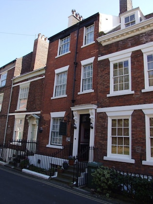 Gallery - Tall Storeys