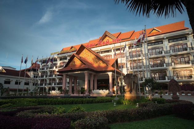 Gallery - Regency Classical Angkor