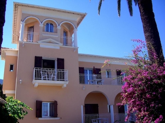 Gallery - Hôtel Reine D'azur