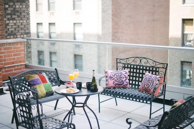 Gallery - Hotel 32 32