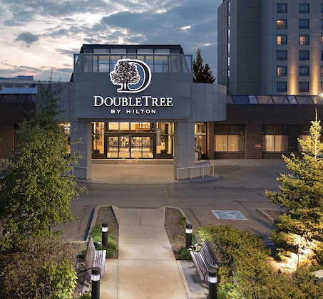 Gallery - Doubletree By Hilton West Edmonton