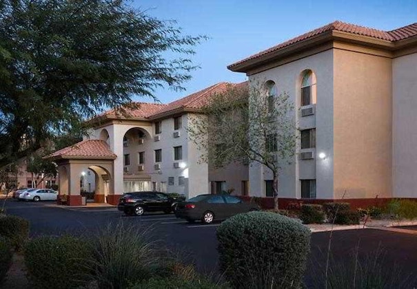 Gallery - Holiday Inn Express & Suites Phoenix - Mesa West By Ihg