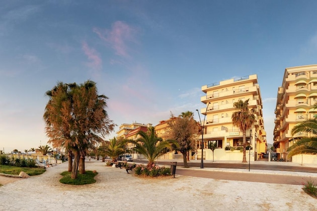 Gallery - Hotel Bahia