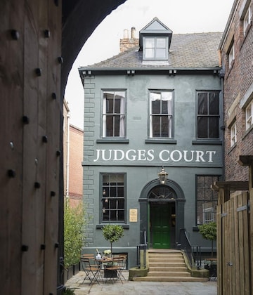 Gallery - Judges Court