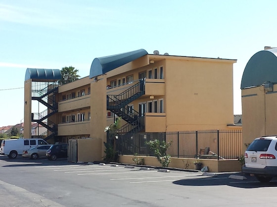 Gallery - Travelodge By Wyndham San Diego Seaworld