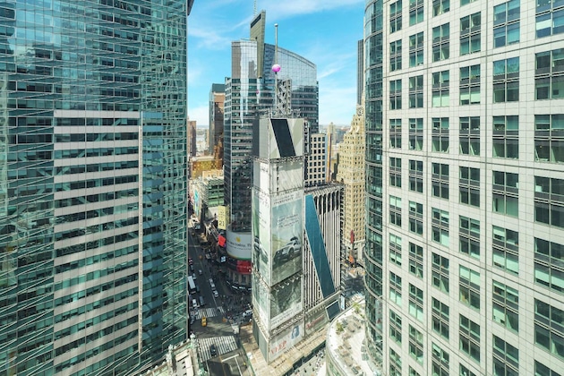 Gallery - Hilton Garden Inn New York-Times Square Central