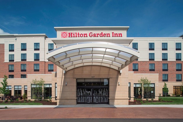 Gallery - Hilton Garden Inn Akron
