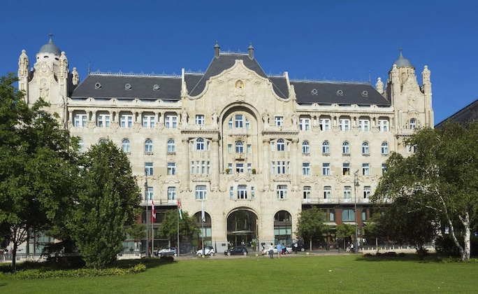 Gallery - Easyhotel Budapest Oktogon