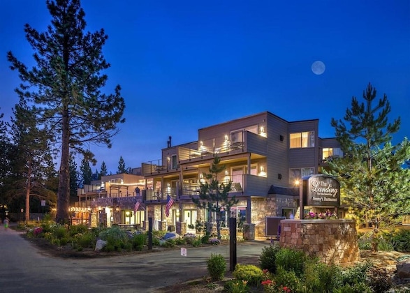 Gallery - The Landing Resort & Spa