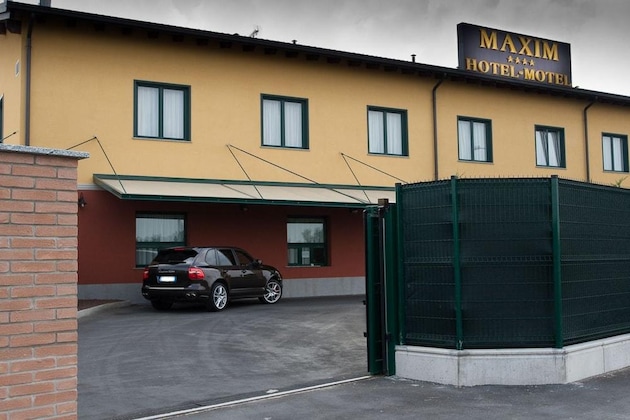 Gallery - Hotel Maxim