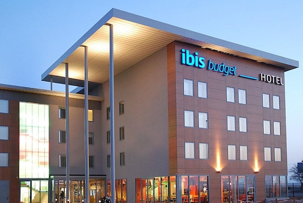 Gallery - Ibis Budget Aéroport Lyon Saint Exupéry