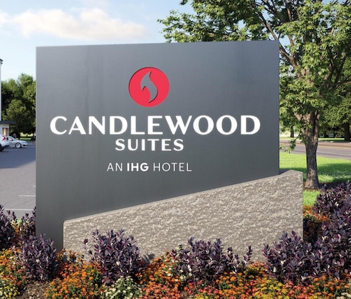 Gallery - Extended Studio Hotel Ontario