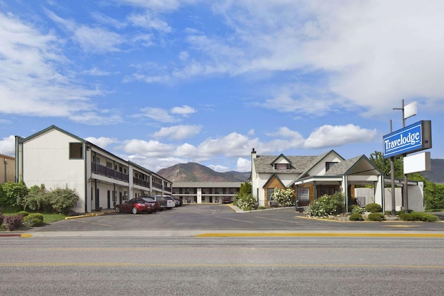 Gallery - Travelodge By Wyndham Wenatchee
