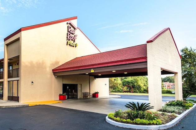 Gallery - Red Roof Inn Plus+ Mt Pleasant - Patriots Point
