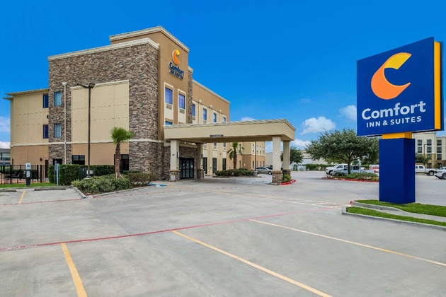 Gallery - Comfort Inn & Suites Victoria North