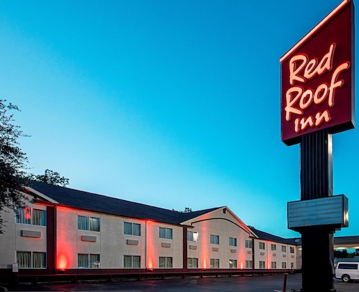 Gallery - Red Roof Inn San Marcos