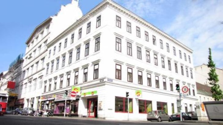 Gallery - Hotel Pension Walzerstadt