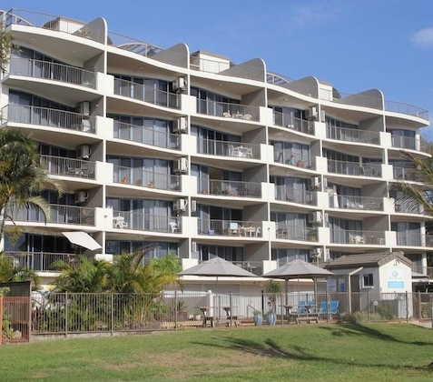 Gallery - Sails Resort on Golden Beach