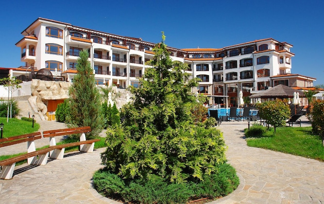Gallery - The Vineyards Spa & Resort