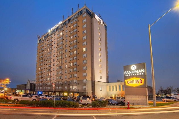 Gallery - Sandman Signature Mississauga Hotel